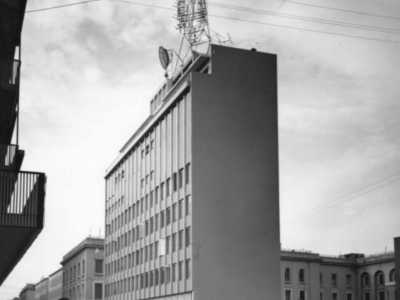 L�edificio, progettato in stile razionalista dall�architetto Elena Guaccero...